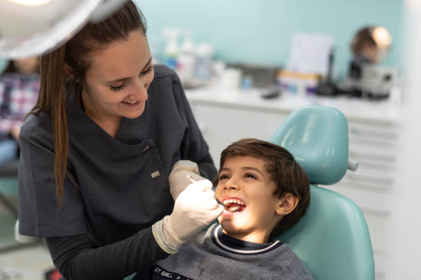 Best Emergency Tooth Extraction in Pea Ridge, FL